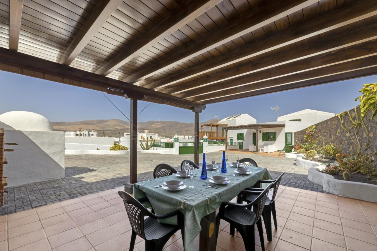 Villa Laura Guatiza Ngoại thất bức ảnh