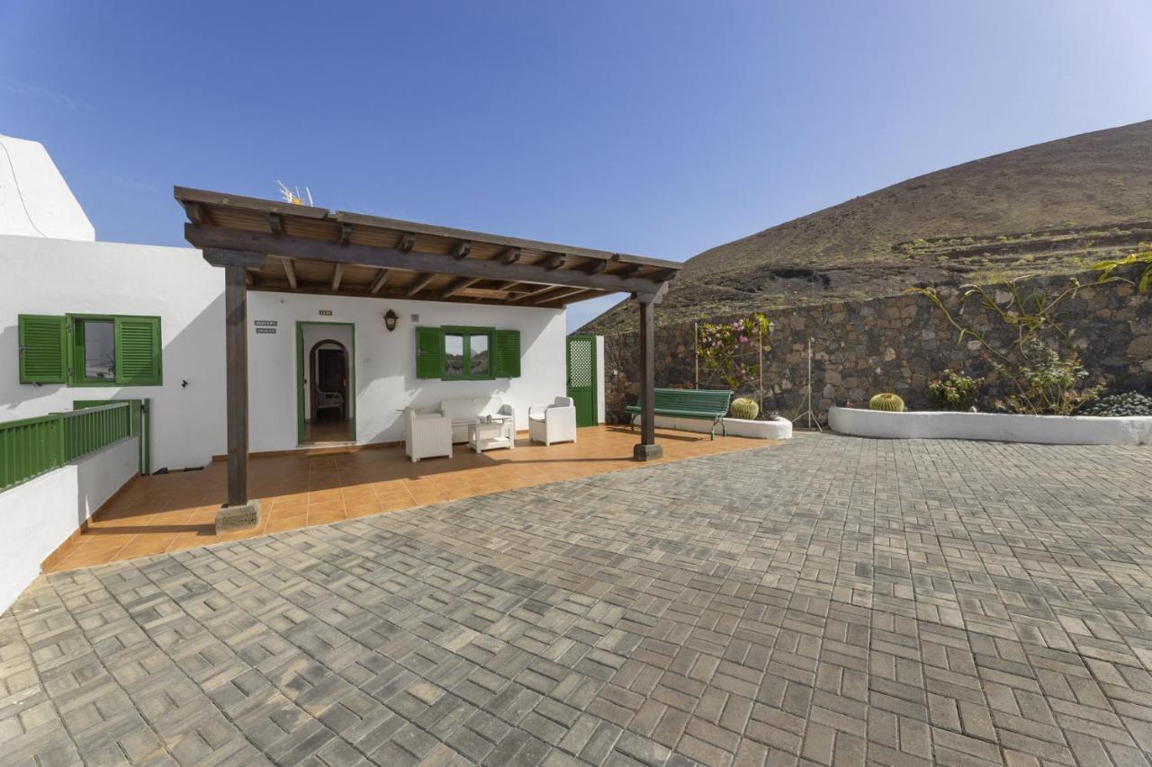 Villa Laura Guatiza Ngoại thất bức ảnh